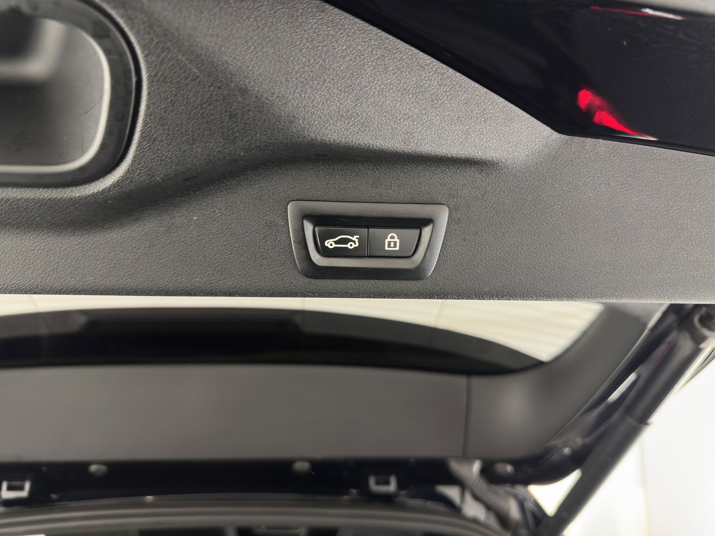 BMW X5 M50d M-Sportpack High Executive Aut. *PANO | HEAD-UP | LASER-LED | LUXURY-LEATHER | SOFT-CLOSE | ADAPTIVE-CRUISE | HARMAN/KARDON | BLIND-SPOT | MEMORY-PACK | TOP-VIEW | DIGI-COCKPIT | NAVI-FULLMAP | ECC | PDC | TOWBAR |