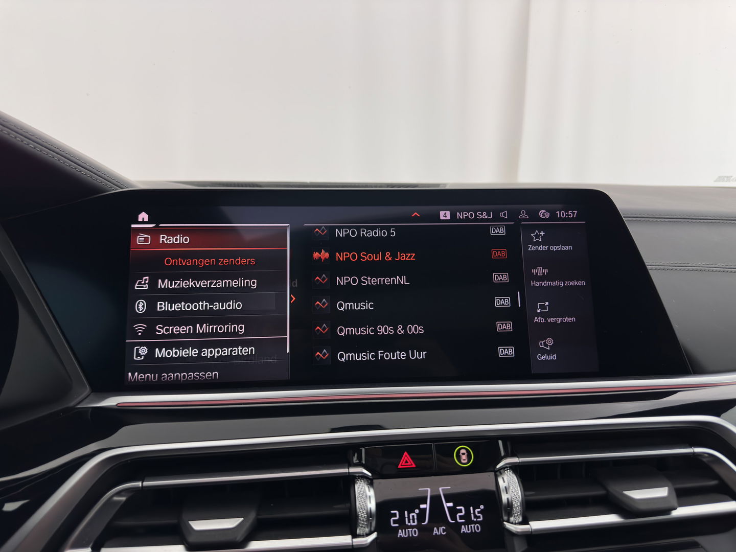 BMW X5 M50d M-Sportpack High Executive Aut. *PANO | HEAD-UP | LASER-LED | LUXURY-LEATHER | SOFT-CLOSE | ADAPTIVE-CRUISE | HARMAN/KARDON | BLIND-SPOT | MEMORY-PACK | TOP-VIEW | DIGI-COCKPIT | NAVI-FULLMAP | ECC | PDC | TOWBAR |