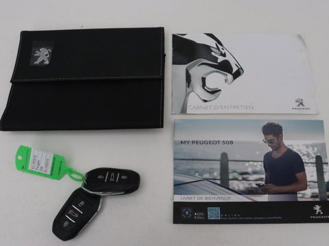 Peugeot 508 1.6 HYbrid Allure | Trekhaak | Adaptive cruise | Half leder | Camera | Carplay | Navigatie | Sfeerverlichting | Full LED | Climate control | PHEV | Plug In