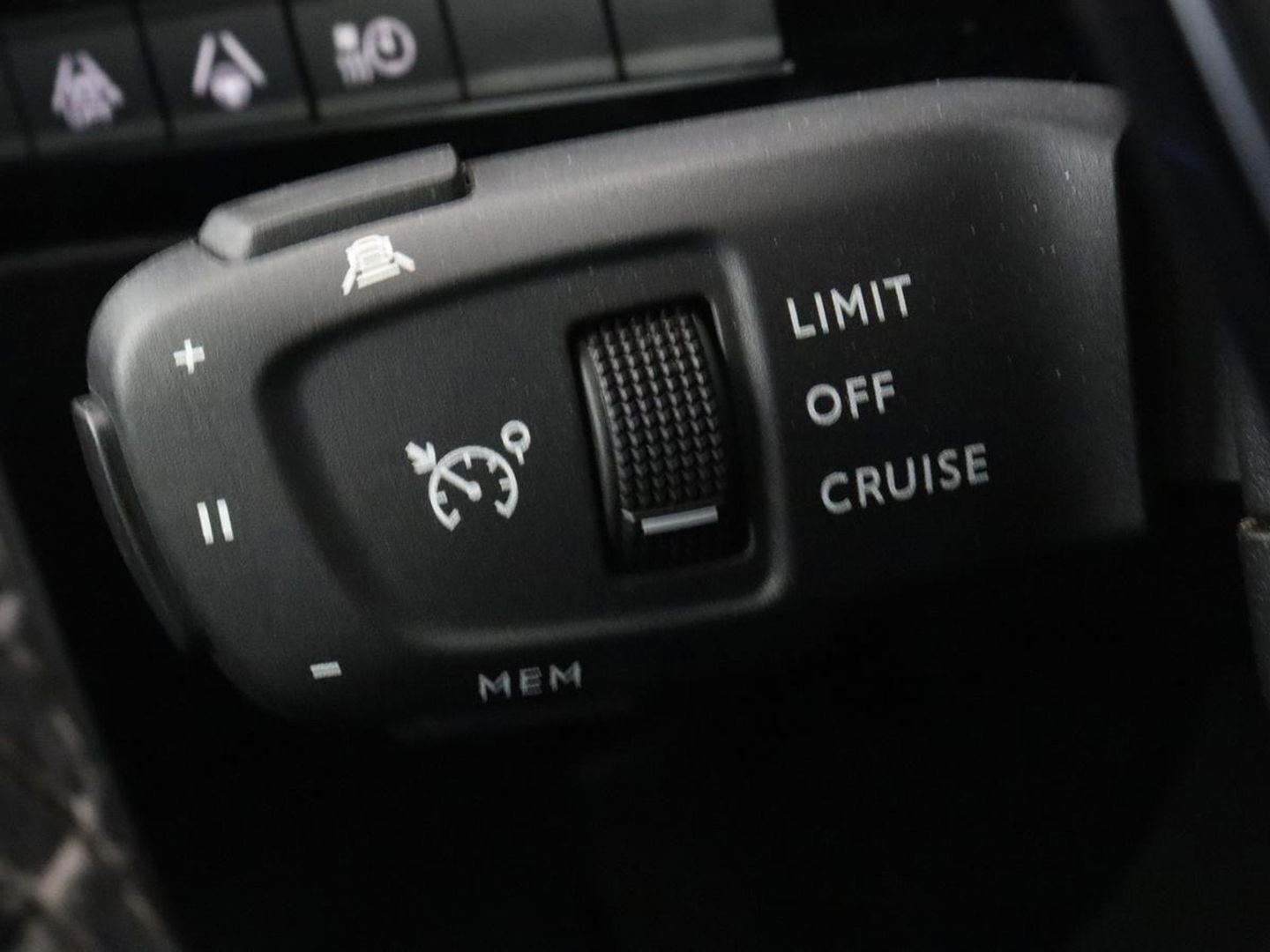 Peugeot 508 1.6 HYbrid Allure | Trekhaak | Adaptive cruise | Half leder | Camera | Carplay | Navigatie | Sfeerverlichting | Full LED | Climate control | PHEV | Plug In