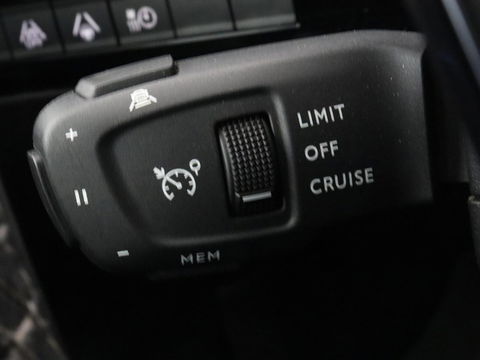 Peugeot 508 1.6 HYbrid Allure | Trekhaak | Adaptive cruise | Half leder | Camera | Carplay | Navigatie | Sfeerverlichting | Full LED | Climate control | PHEV | Plug In