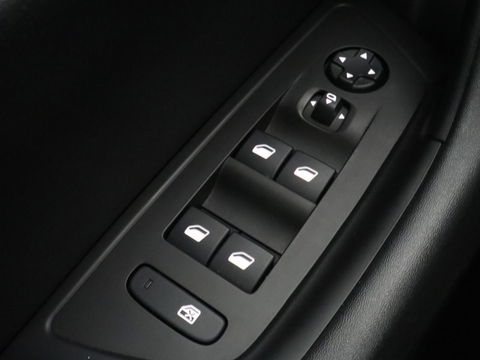 Peugeot 508 1.6 HYbrid Allure | Trekhaak | Adaptive cruise | Half leder | Camera | Carplay | Navigatie | Sfeerverlichting | Full LED | Climate control | PHEV | Plug In