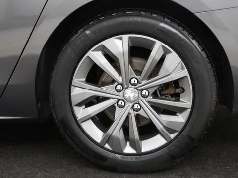 Peugeot 508 1.6 HYbrid Allure | Trekhaak | Adaptive cruise | Half leder | Camera | Carplay | Navigatie | Sfeerverlichting | Full LED | Climate control | PHEV | Plug In