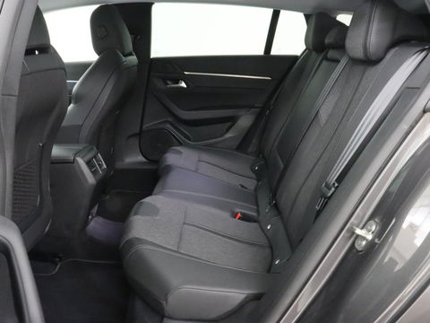 Peugeot 508 1.6 HYbrid Allure | Trekhaak | Adaptive cruise | Half leder | Camera | Carplay | Navigatie | Sfeerverlichting | Full LED | Climate control | PHEV | Plug In