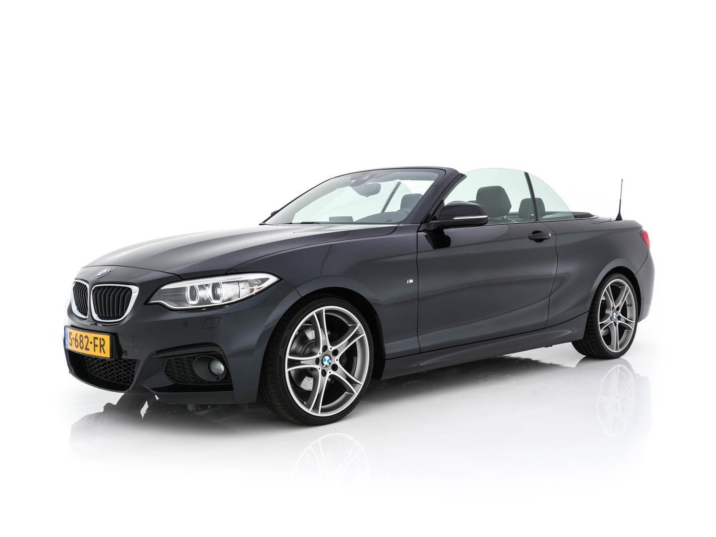 BMW 2 Serie Cabrio 220d Sport M-Sportpack Aut. *FULL-LEATHER | XENON | HARMAN/KARDON | MEMORY-PACK | HEATED-SPORTSEATS | NAVI-FULLMAP | DAB+ | ECC | PDC | 19''ALU*
