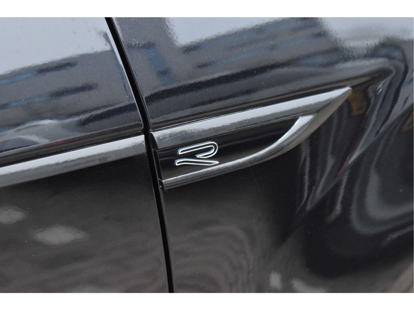 Volkswagen T-Roc Cabrio 1.5 TSI R-Line Black style | Virtual cockpit | Carplay | Stoelverwarming | Navi | Full LED | Netjes 29