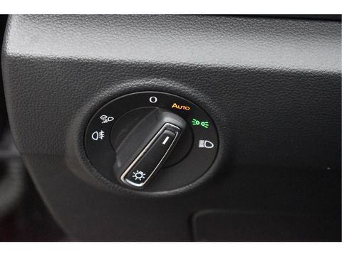 Volkswagen T-Roc Cabrio 1.5 TSI R-Line Black style | Virtual cockpit | Carplay | Stoelverwarming | Navi | Full LED | Netjes 29