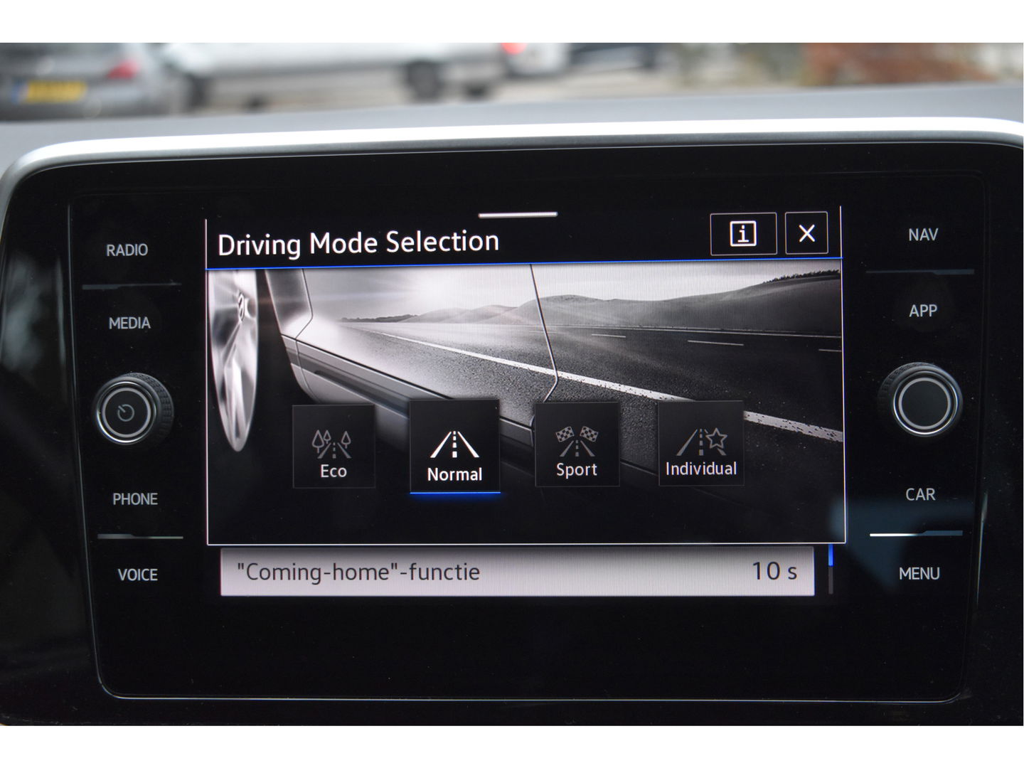 Volkswagen T-Roc Cabrio 1.5 TSI R-Line Black style | Virtual cockpit | Carplay | Stoelverwarming | Navi | Full LED | Netjes 29