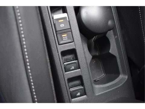 Volkswagen T-Roc Cabrio 1.5 TSI R-Line Black style | Virtual cockpit | Carplay | Stoelverwarming | Navi | Full LED | Netjes 29