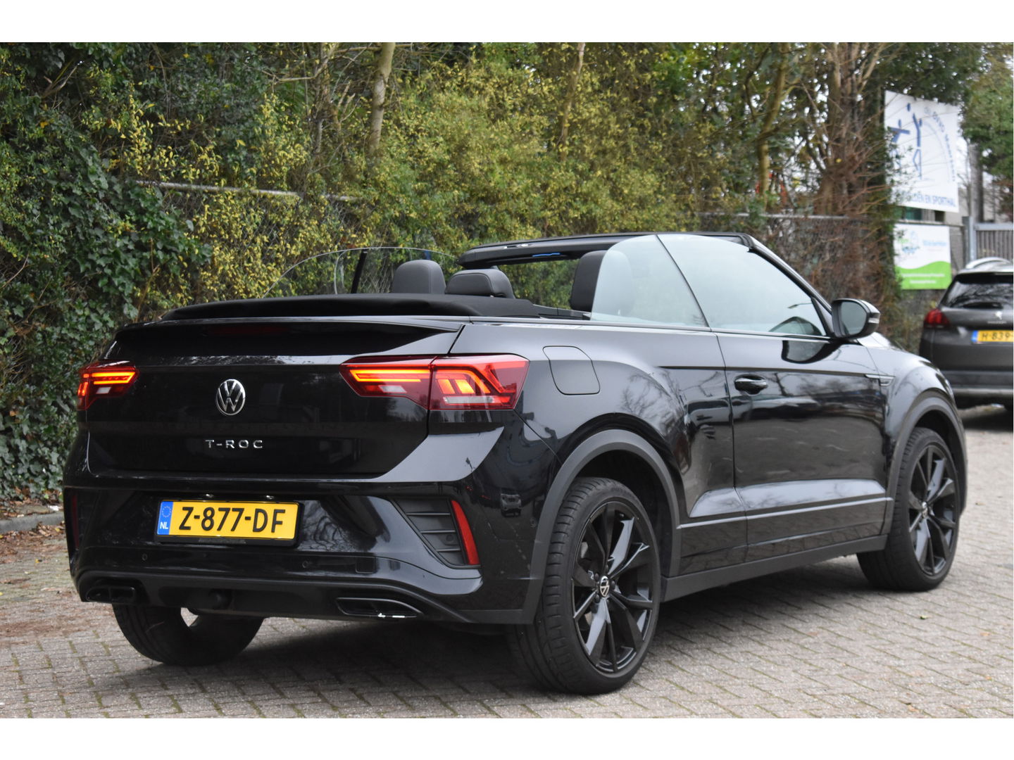 Volkswagen T-Roc Cabrio 1.5 TSI R-Line Black style | Virtual cockpit | Carplay | Stoelverwarming | Navi | Full LED | Netjes 29