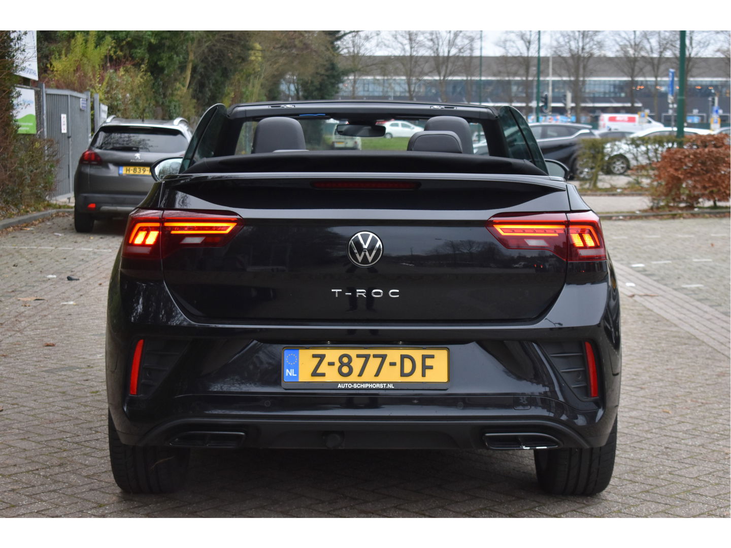 Volkswagen T-Roc Cabrio 1.5 TSI R-Line Black style | Virtual cockpit | Carplay | Stoelverwarming | Navi | Full LED | Netjes 29