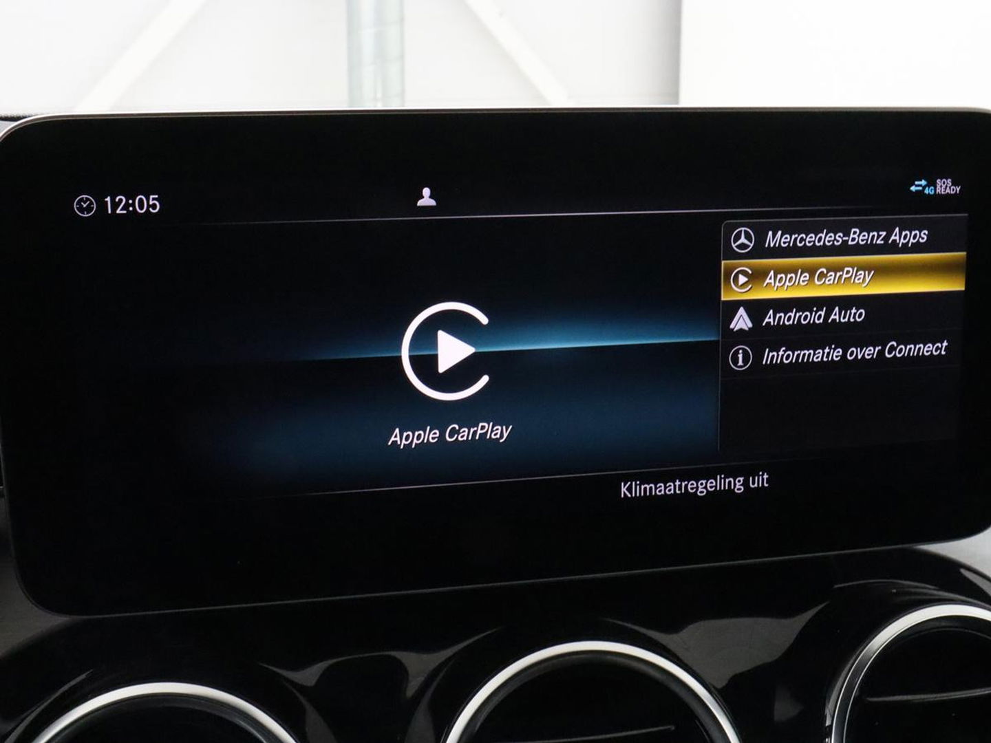 Mercedes-Benz C-Klasse 300e AMG Night | Adaptive cruise | Stoelverwarming | Carplay | Leder/Alcantara | Camera | Burmester Surround | Navigatie | Sfeerverlichting | Digital Cockpit | PHEV | Plug In