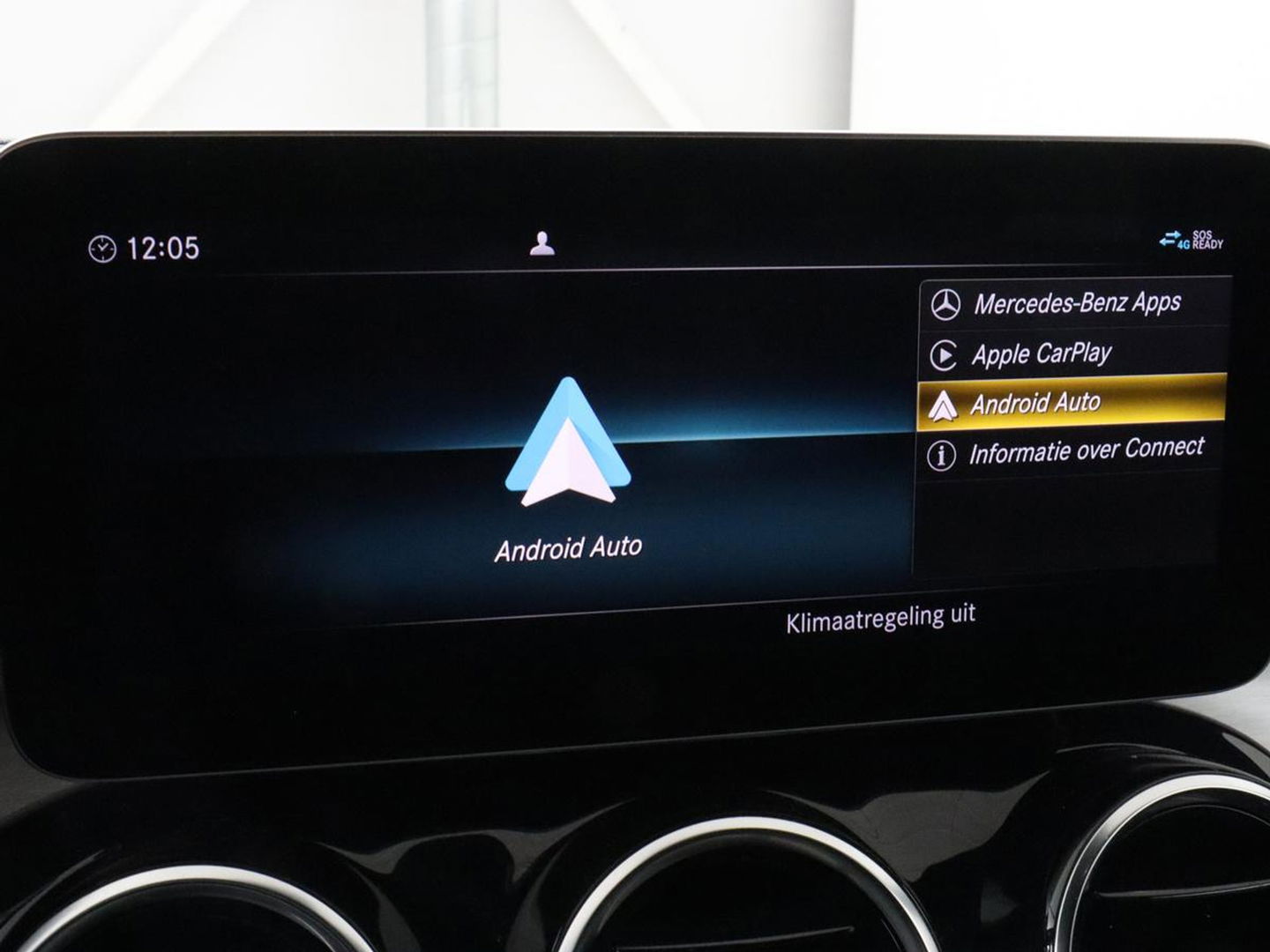 Mercedes-Benz C-Klasse 300e AMG Night | Adaptive cruise | Stoelverwarming | Carplay | Leder/Alcantara | Camera | Burmester Surround | Navigatie | Sfeerverlichting | Digital Cockpit | PHEV | Plug In