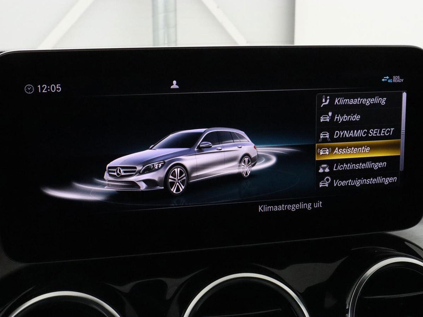 Mercedes-Benz C-Klasse 300e AMG Night | Adaptive cruise | Stoelverwarming | Carplay | Leder/Alcantara | Camera | Burmester Surround | Navigatie | Sfeerverlichting | Digital Cockpit | PHEV | Plug In