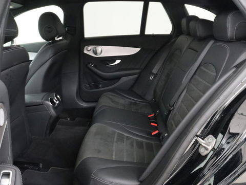 Mercedes-Benz C-Klasse 300e AMG Night | Adaptive cruise | Stoelverwarming | Carplay | Leder/Alcantara | Camera | Burmester Surround | Navigatie | Sfeerverlichting | Digital Cockpit | PHEV | Plug In