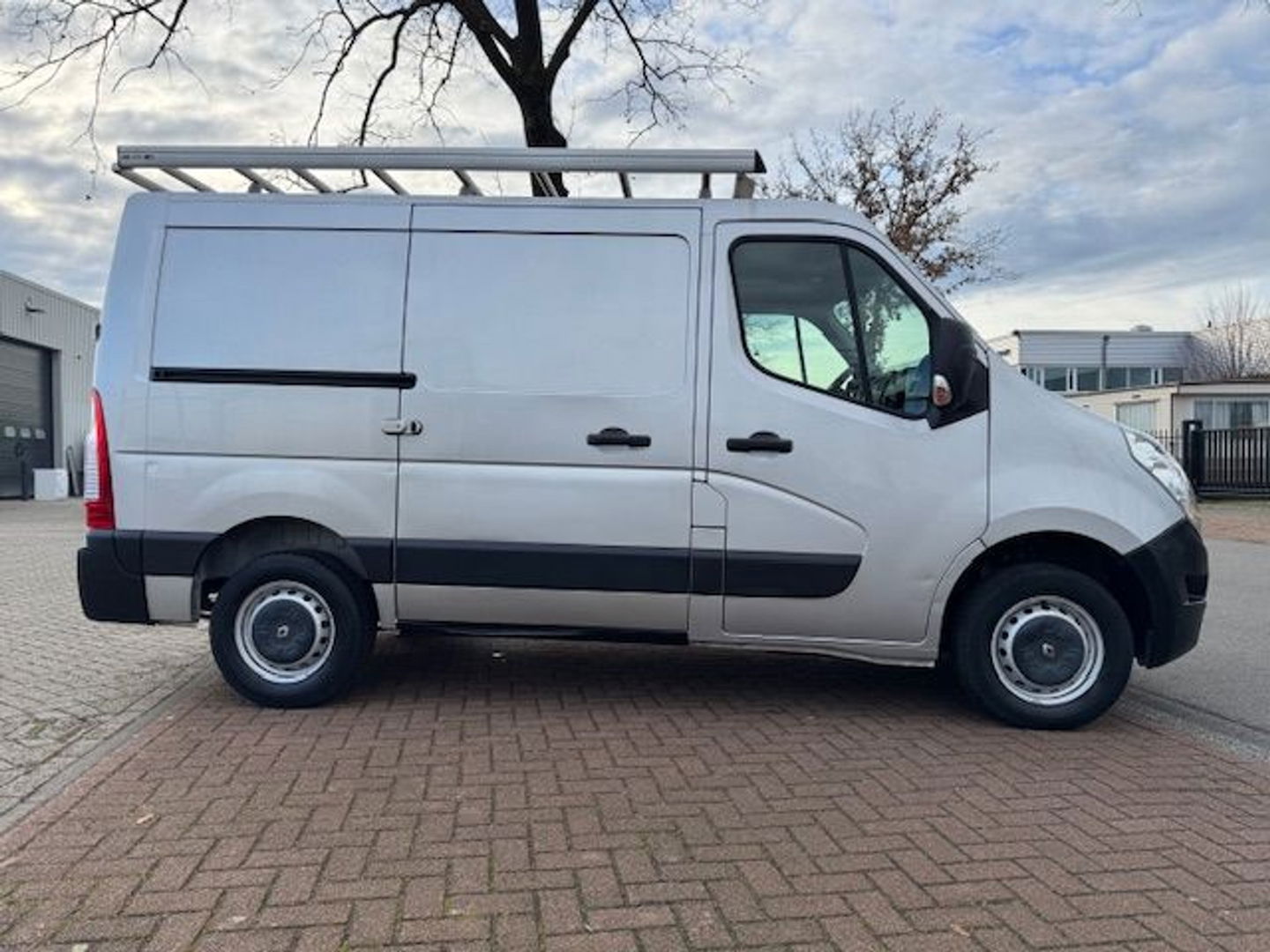Renault Master T33 2.3 dCi L1 H1 3Zits Euro 6 62.000km Airco,Navigatie,Imperiaal