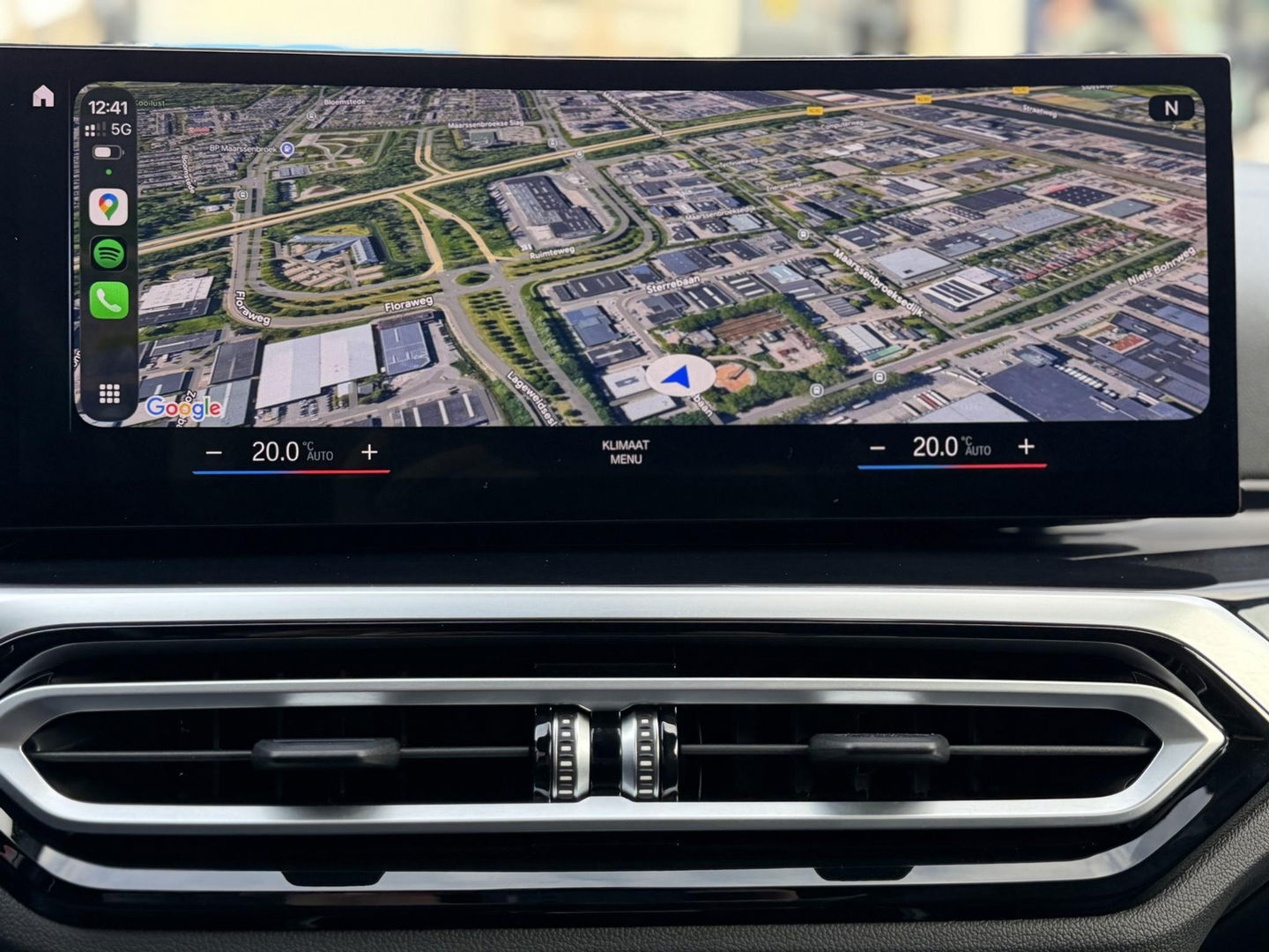 BMW 3-serie 320e High Ex. M-Sport Pro |M-Seats|Memory|Ad. M onderstel|19"|Cam|HiFi