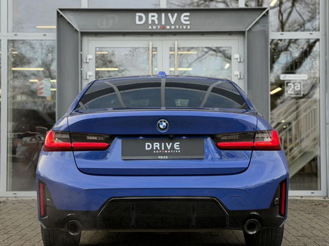 BMW 3-serie 320e High Ex. M-Sport Pro |M-Seats|Memory|Ad. M onderstel|19"|Cam|HiFi