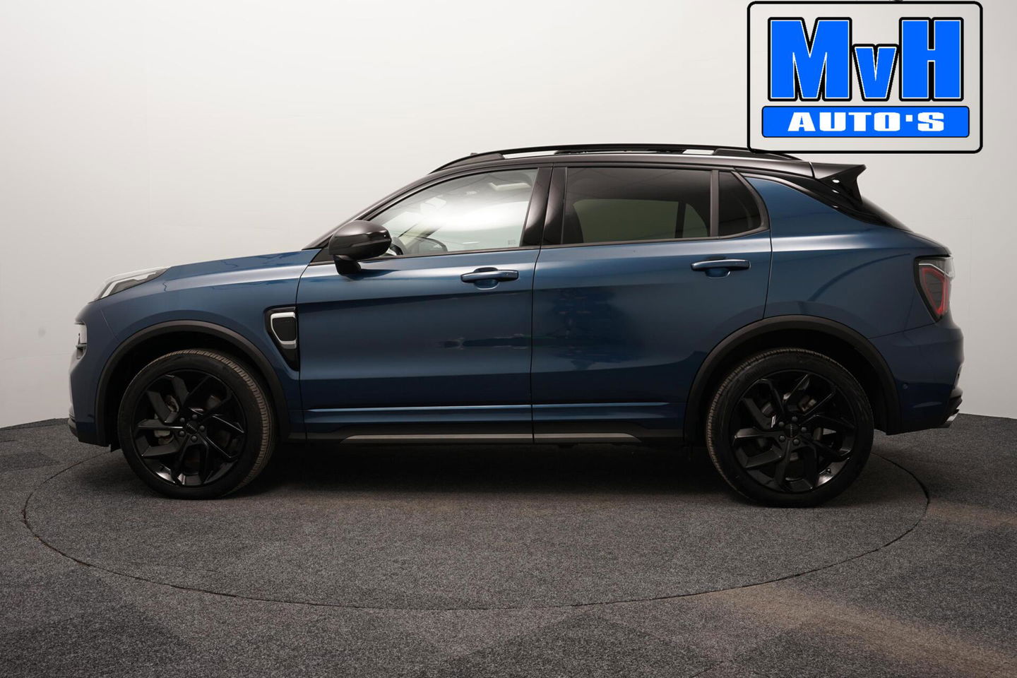 Lynk & Co 01 1.5 Plug-in Hybride|FULL BLACK XL|360°CAM|NAP