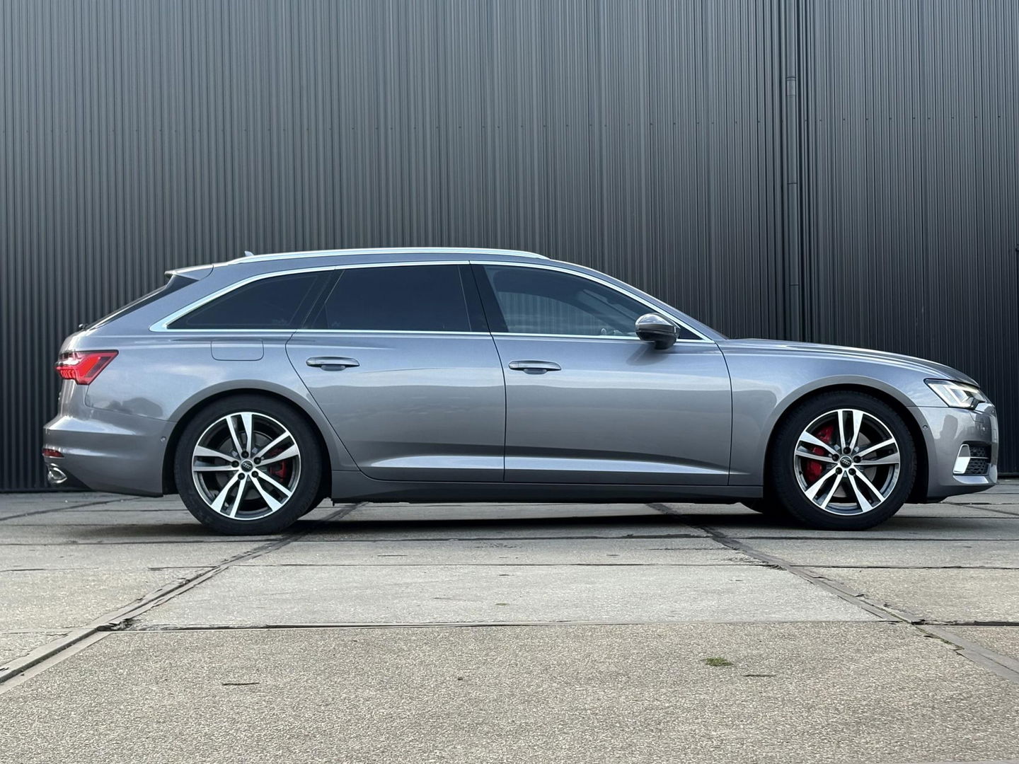 Audi A6 Avant 50 TDI QUATTRO SPORT S LINE | TREKHAAK | MATRIX LED | 360 | STOELVERWARMING