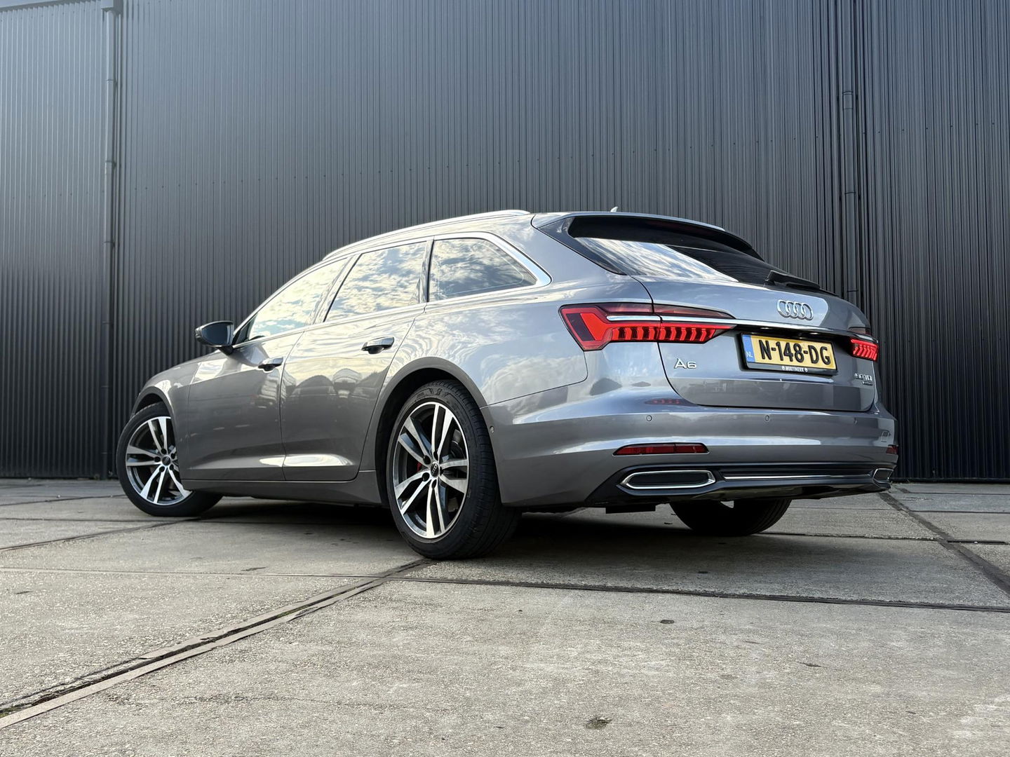 Audi A6 Avant 50 TDI QUATTRO SPORT S LINE | TREKHAAK | MATRIX LED | 360 | STOELVERWARMING