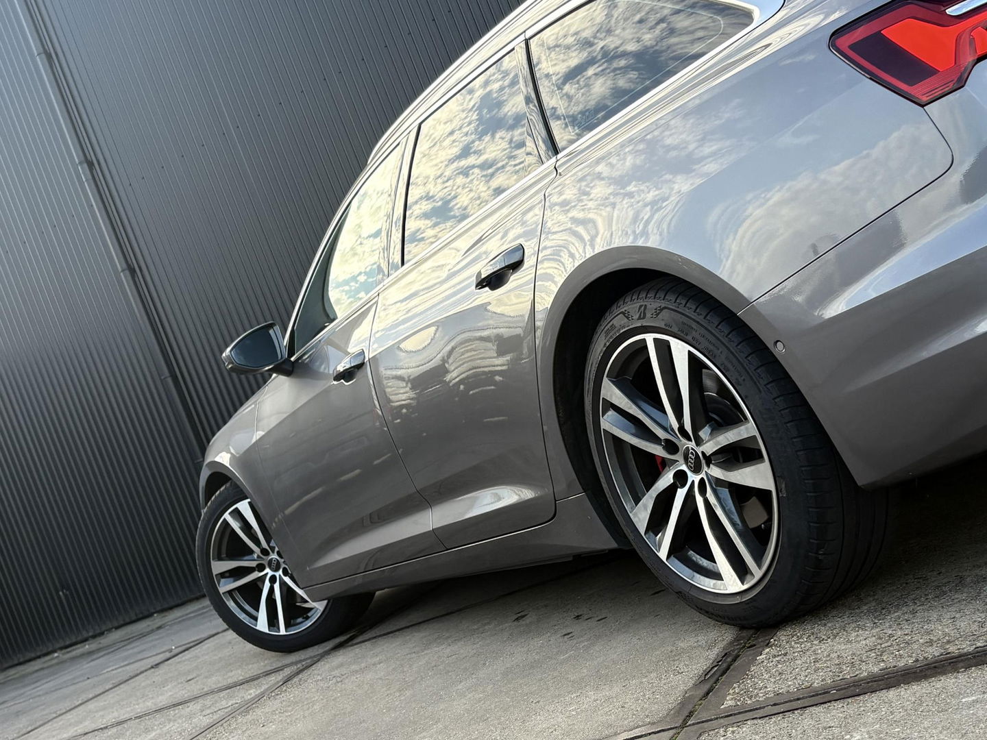 Audi A6 Avant 50 TDI QUATTRO SPORT S LINE | TREKHAAK | MATRIX LED | 360 | STOELVERWARMING