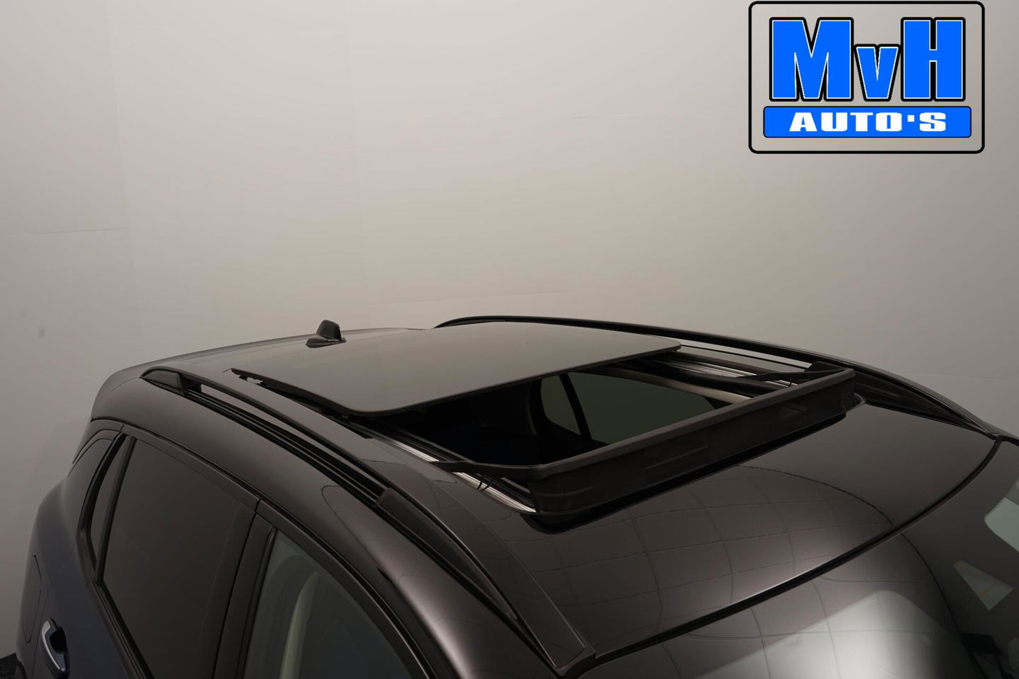 Lynk & Co 01 1.5 Plug-in Hybride|FULL BLACK XL|360°CAM|NAP