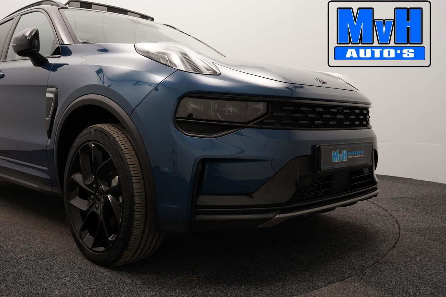 Lynk & Co 01 1.5 Plug-in Hybride|FULL BLACK XL|360°CAM|NAP