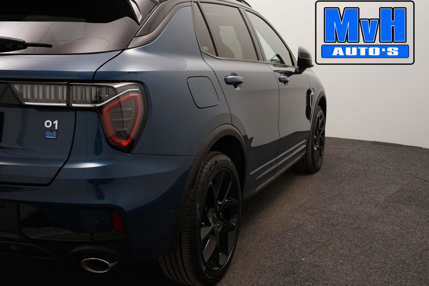 Lynk & Co 01 1.5 Plug-in Hybride|FULL BLACK XL|360°CAM|NAP