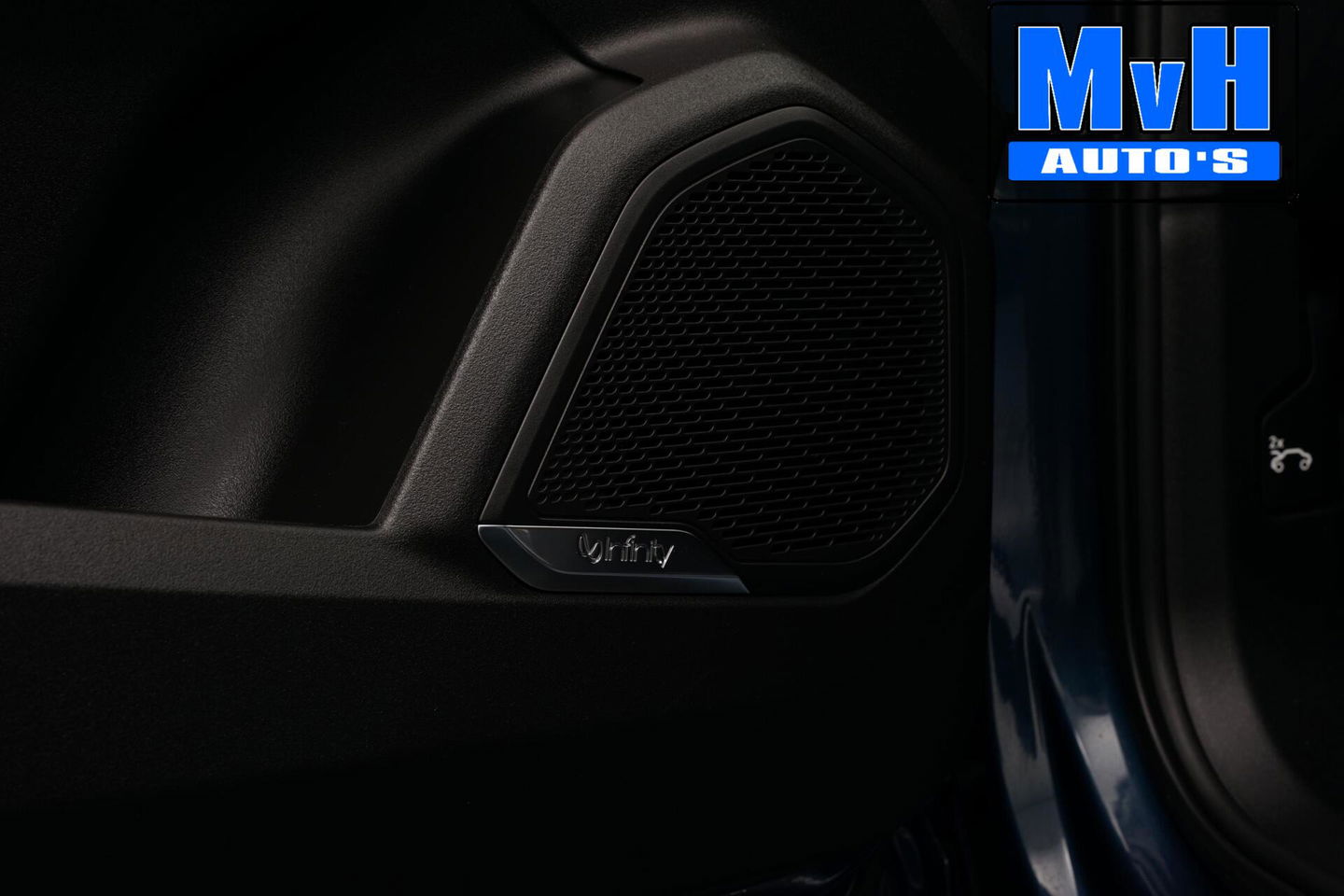 Lynk & Co 01 1.5 Plug-in Hybride|FULL BLACK XL|360°CAM|NAP