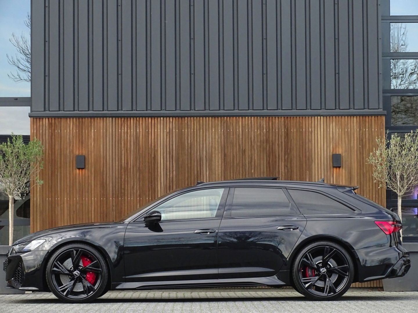 Audi RS6 Avant TFSI V8 731PK quattro carbon / B&O / Laser