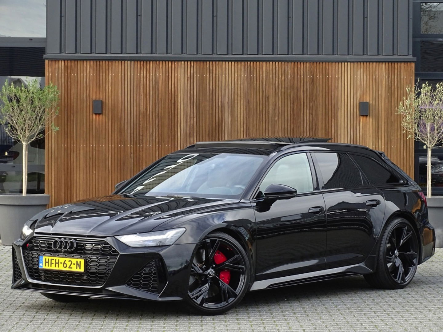 Audi RS6 Avant TFSI V8 731PK quattro carbon / B&O / Laser
