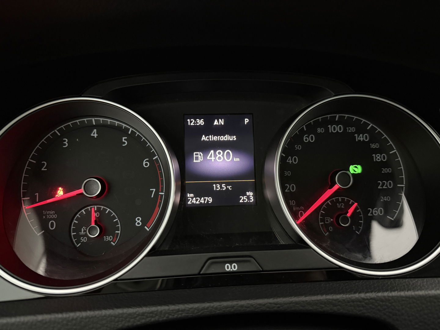 Volkswagen Golf 1.4 TSI R-Line | Camera | Cruise | Clima | Massage | Stoelverw. | Parkeersens. | NAP