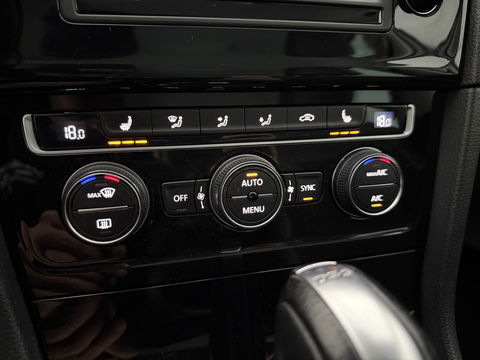 Volkswagen Golf 1.4 TSI R-Line | Camera | Cruise | Clima | Massage | Stoelverw. | Parkeersens. | NAP