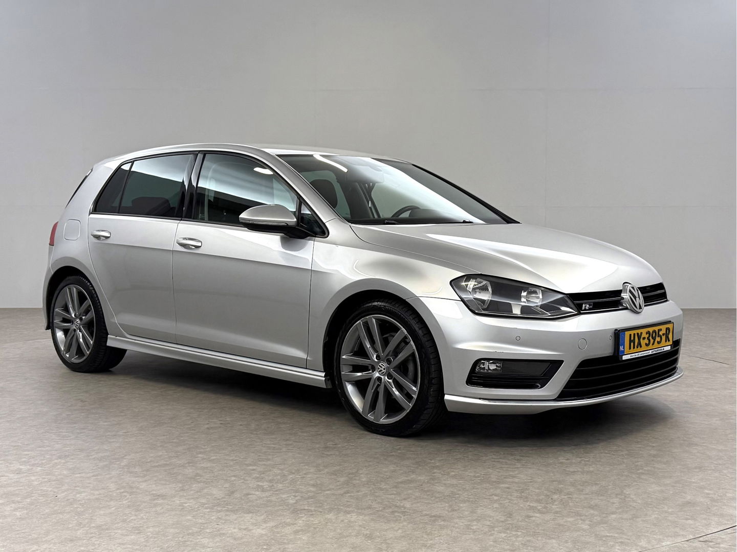 Volkswagen Golf 1.4 TSI R-Line | Camera | Cruise | Clima | Massage | Stoelverw. | Parkeersens. | NAP