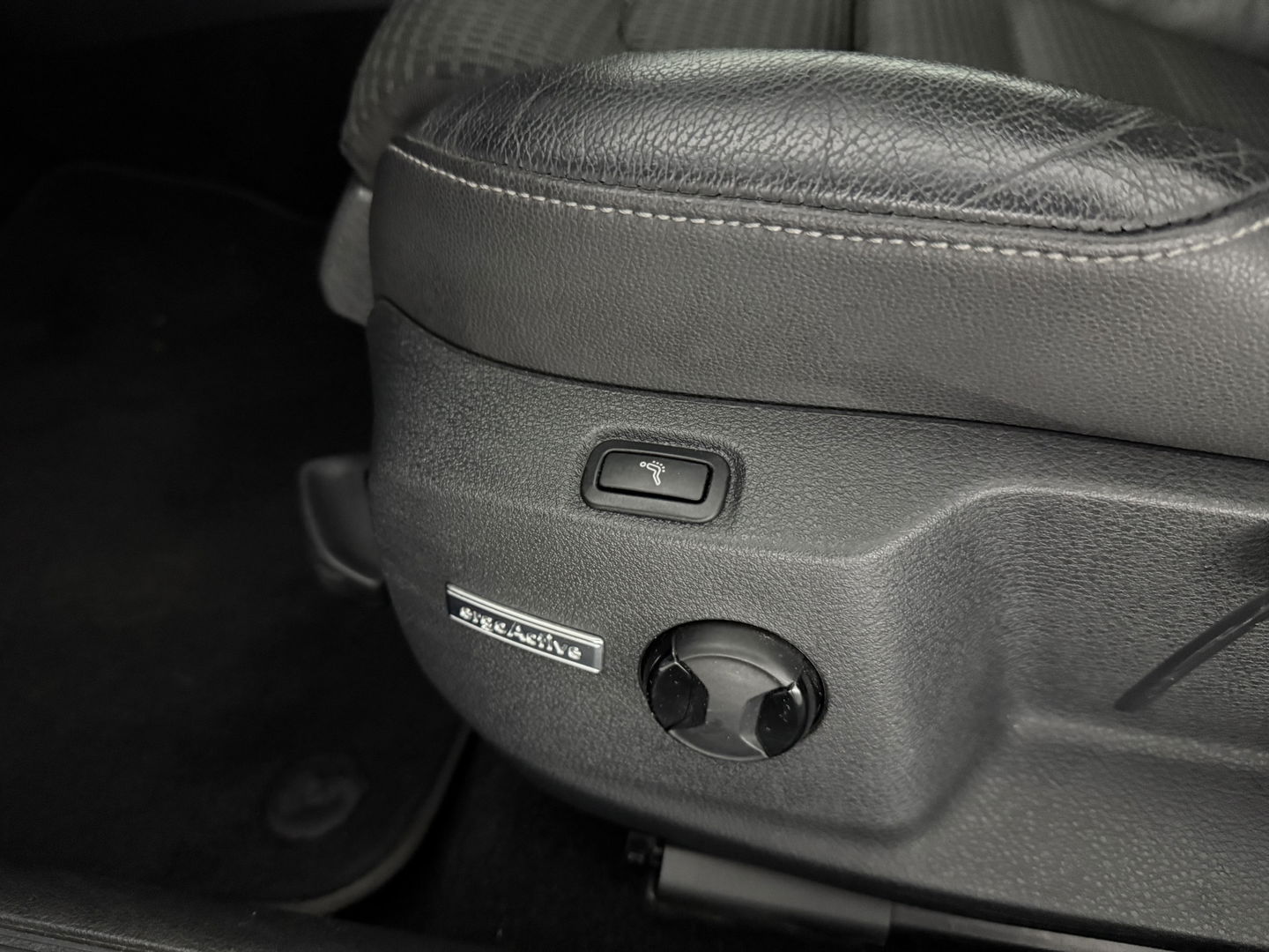 Volkswagen Golf 1.4 TSI R-Line | Camera | Cruise | Clima | Massage | Stoelverw. | Parkeersens. | NAP