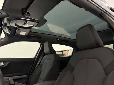 Polestar 2 Long Range Dual Motor 78kWh Launch Edition | SOH 93% | Snelladen | H/K | Pano | Virtual | Memory | Adap. Cruise | 360° Cam | Stoel/Stuur verw. | Trekh. | Keyless | Carplay