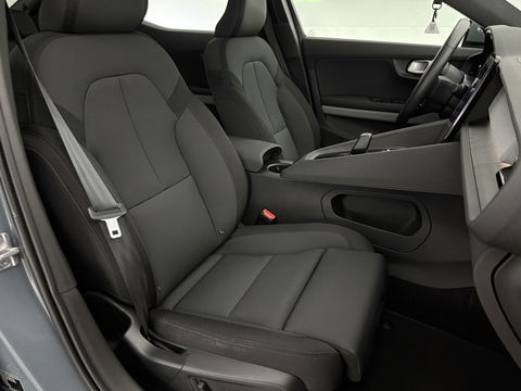 Polestar 2 Long Range Dual Motor 78kWh Launch Edition | SOH 93% | Snelladen | H/K | Pano | Virtual | Memory | Adap. Cruise | 360° Cam | Stoel/Stuur verw. | Trekh. | Keyless | Carplay