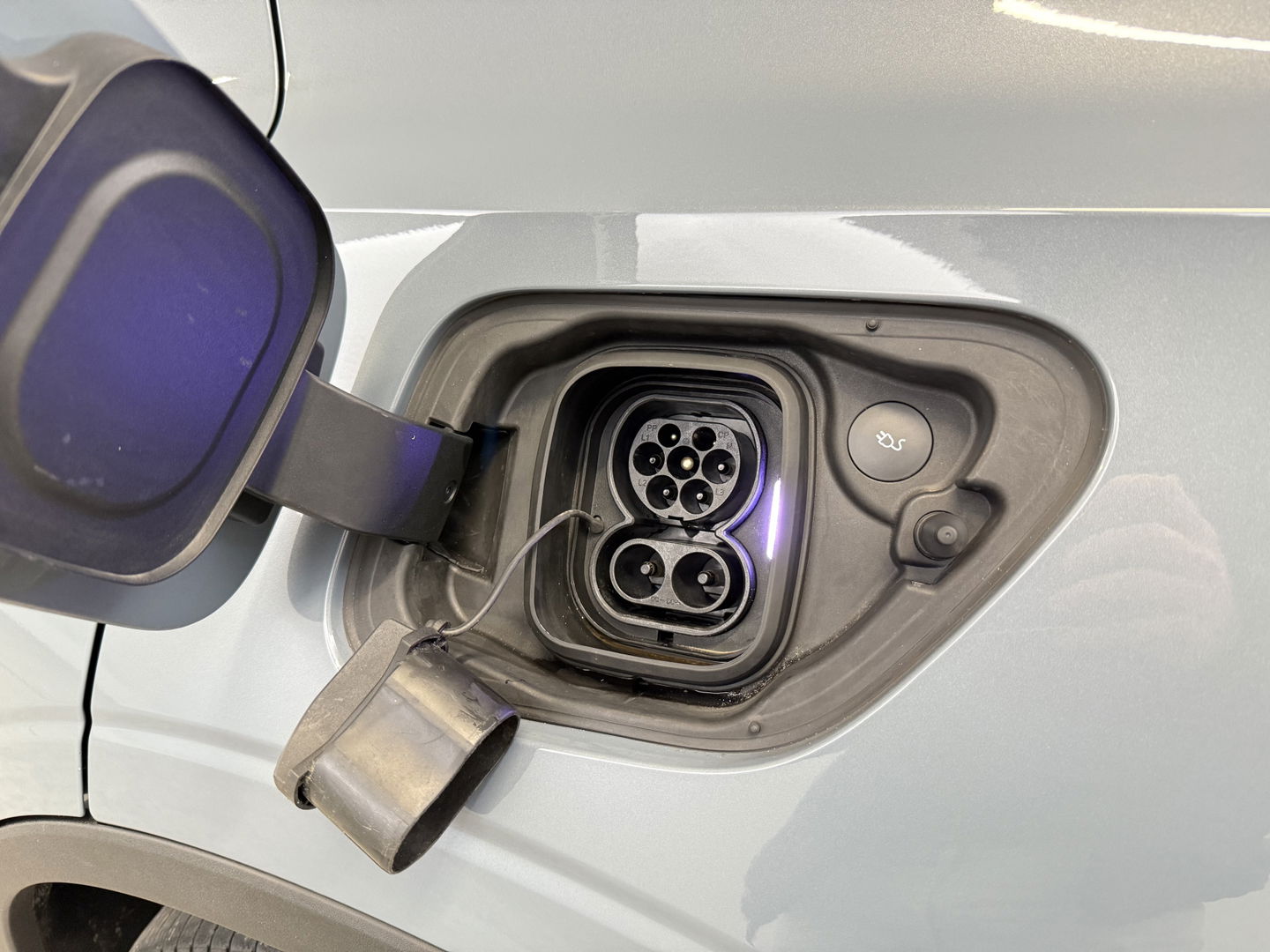 Polestar 2 Long Range Dual Motor 78kWh Launch Edition | SOH 93% | Snelladen | H/K | Pano | Virtual | Memory | Adap. Cruise | 360° Cam | Stoel/Stuur verw. | Trekh. | Keyless | Carplay