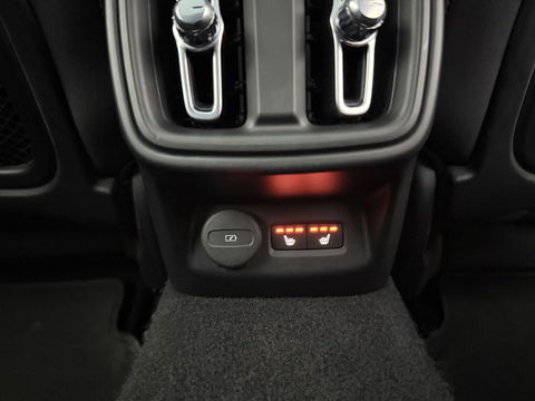 Polestar 2 Long Range Dual Motor 78kWh Launch Edition | SOH 93% | Snelladen | H/K | Pano | Virtual | Memory | Adap. Cruise | 360° Cam | Stoel/Stuur verw. | Trekh. | Keyless | Carplay