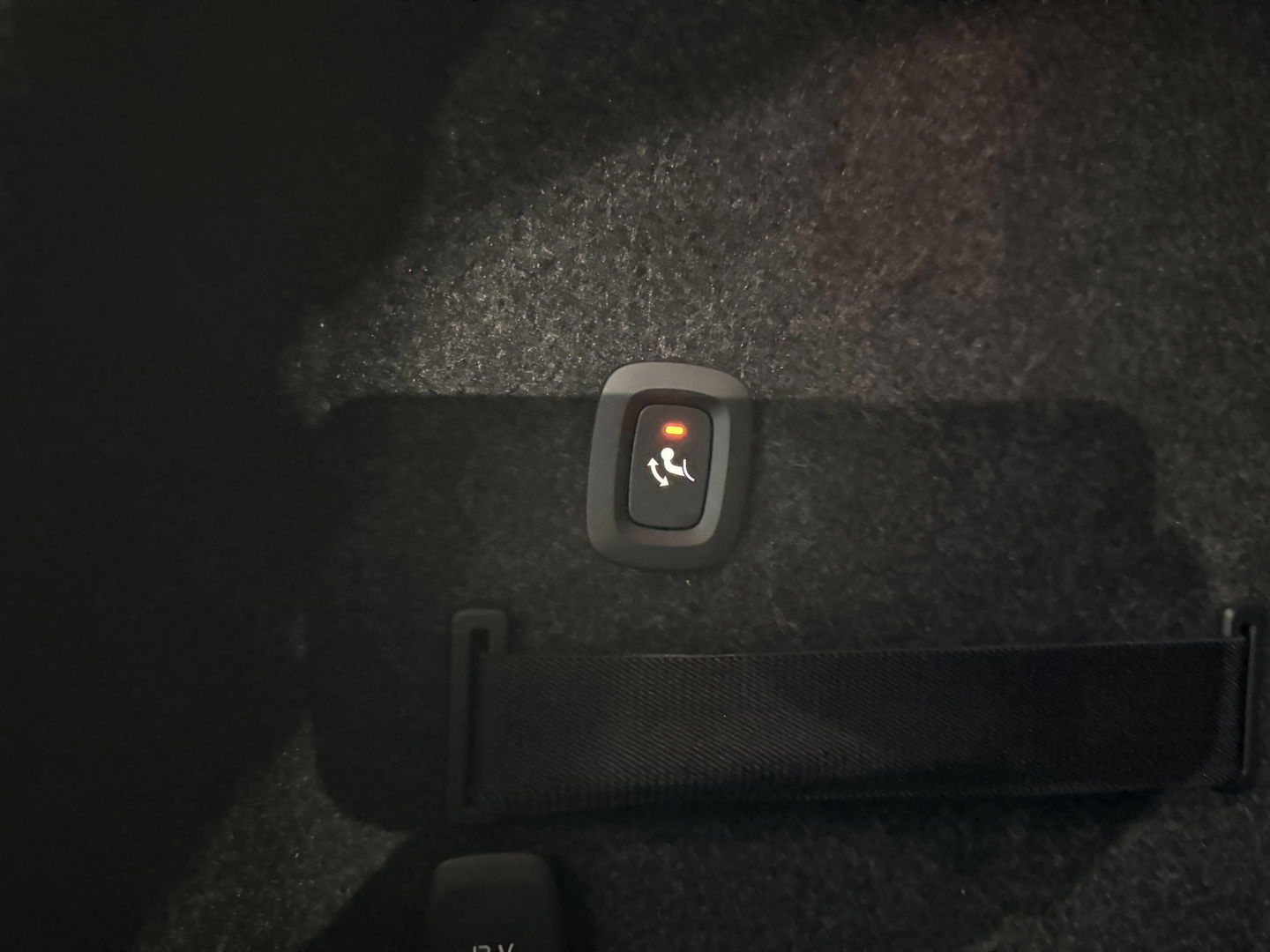 Polestar 2 Long Range Dual Motor 78kWh Launch Edition | SOH 93% | Snelladen | H/K | Pano | Virtual | Memory | Adap. Cruise | 360° Cam | Stoel/Stuur verw. | Trekh. | Keyless | Carplay