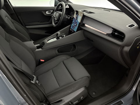 Polestar 2 Long Range Dual Motor 78kWh Launch Edition | SOH 93% | Snelladen | H/K | Pano | Virtual | Memory | Adap. Cruise | 360° Cam | Stoel/Stuur verw. | Trekh. | Keyless | Carplay