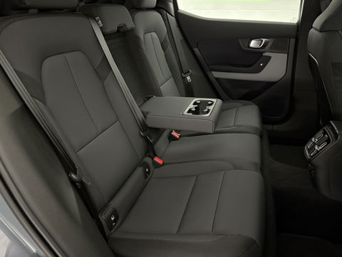 Polestar 2 Long Range Dual Motor 78kWh Launch Edition | SOH 93% | Snelladen | H/K | Pano | Virtual | Memory | Adap. Cruise | 360° Cam | Stoel/Stuur verw. | Trekh. | Keyless | Carplay