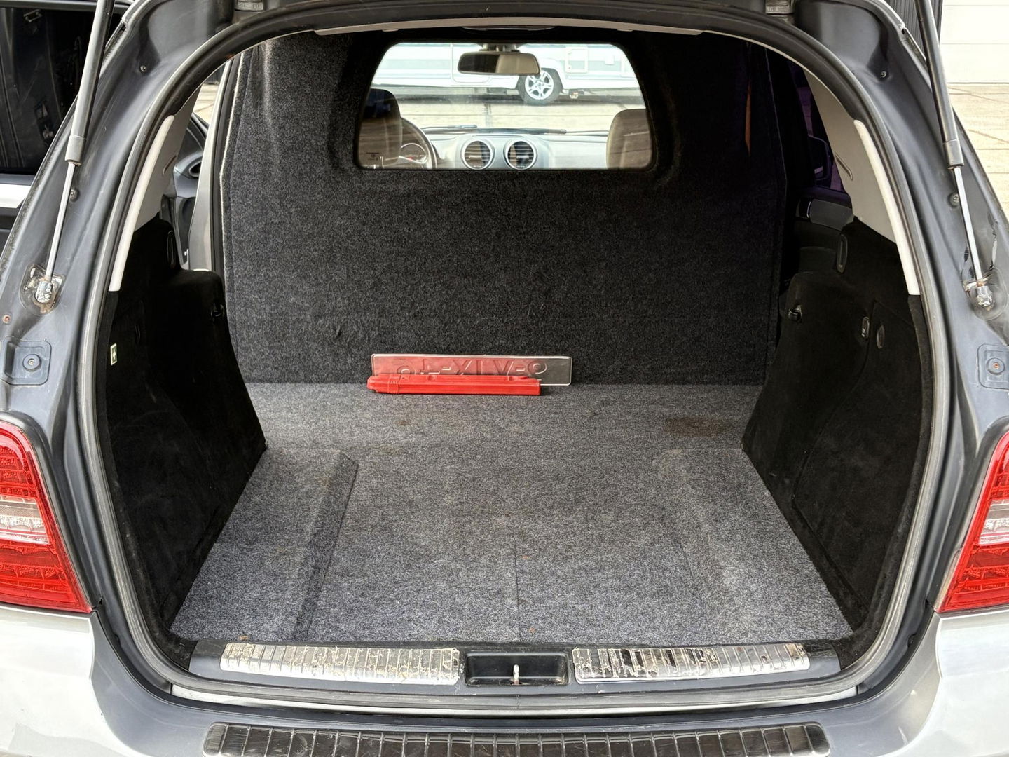 Mercedes-Benz M-Klasse ML 300 V6 205 PK AUT | 3500KG TREKHAAK | AIRMATIC LUCHTVERING | 4MATIC