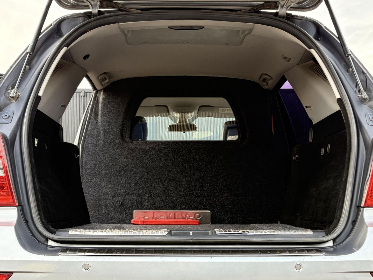 Mercedes-Benz M-Klasse ML 300 V6 205 PK AUT | 3500KG TREKHAAK | AIRMATIC LUCHTVERING | 4MATIC