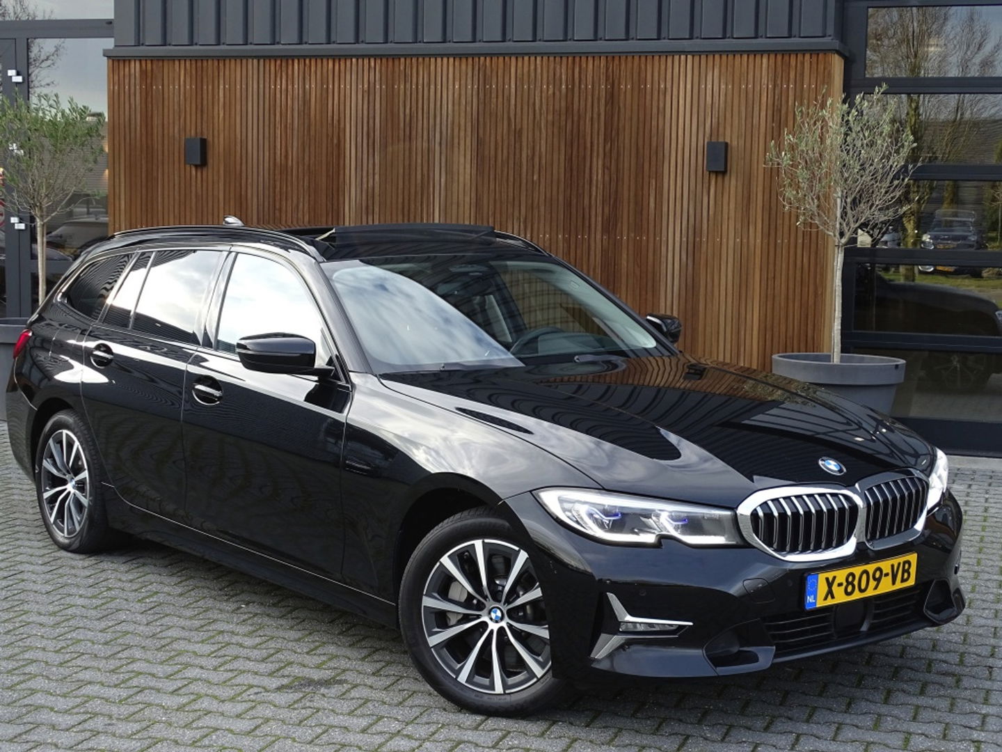 BMW 3 Serie Touring 330e xDr. 292PK / High Executive / ACC / Laser