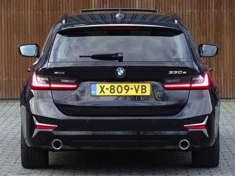 BMW 3 Serie Touring 330e xDr. 292PK / High Executive / ACC / Laser