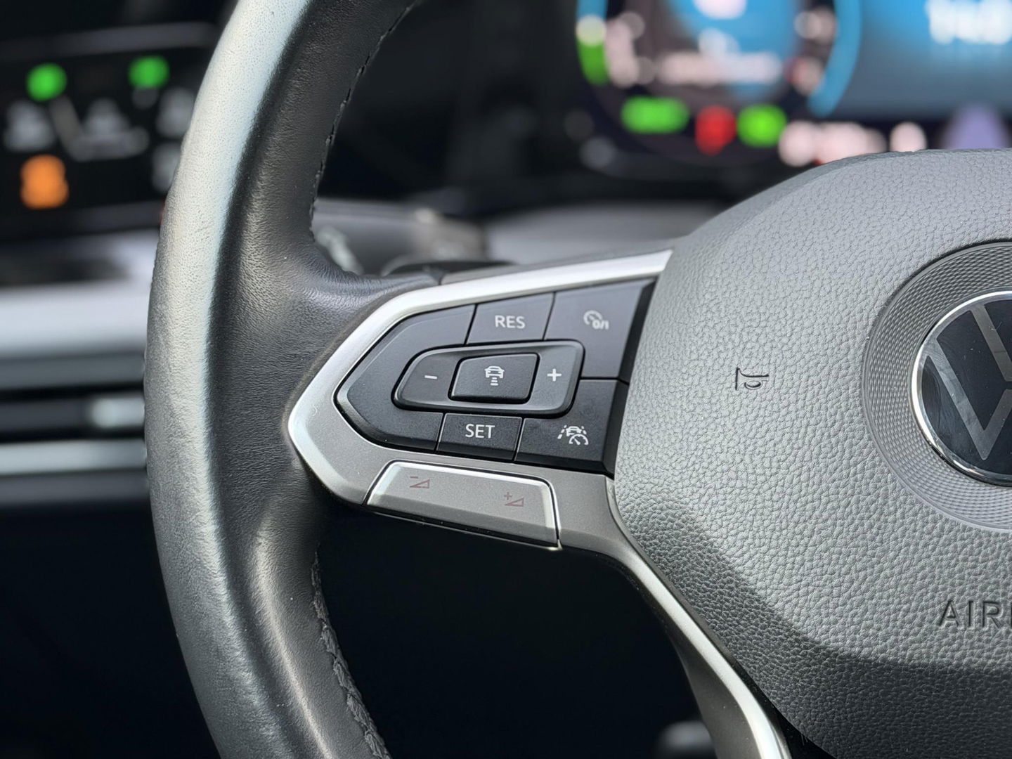 Volkswagen Golf 1.4 eHybrid Style |SOH97%|Carplay|ACC|ErgoActive|Allseason