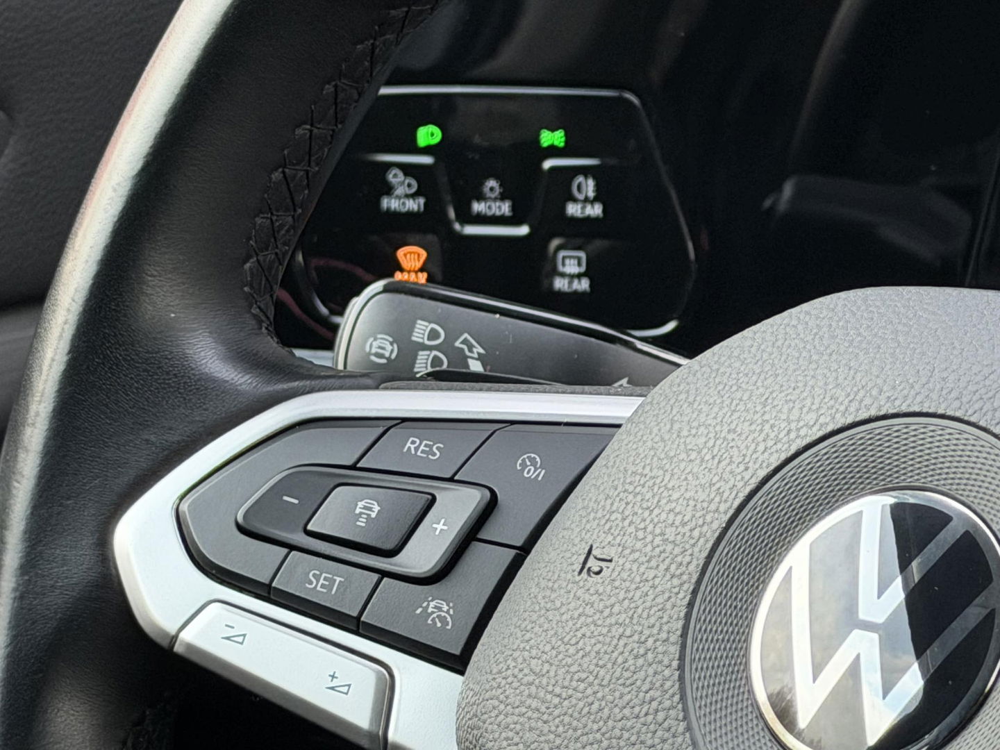 Volkswagen Golf 1.4 eHybrid Style |SOH97%|Carplay|ACC|ErgoActive|Allseason