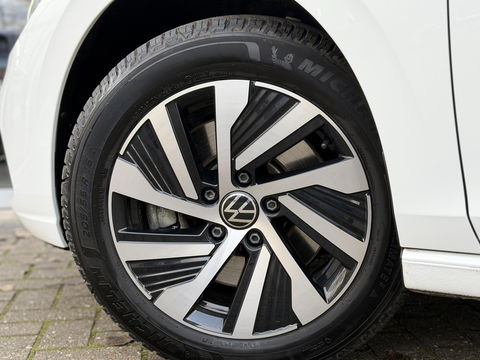 Volkswagen Golf 1.4 eHybrid Style |SOH97%|Carplay|ACC|ErgoActive|Allseason